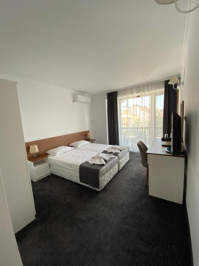 Villa Aqua Family Hotel Burgas Luaran gambar